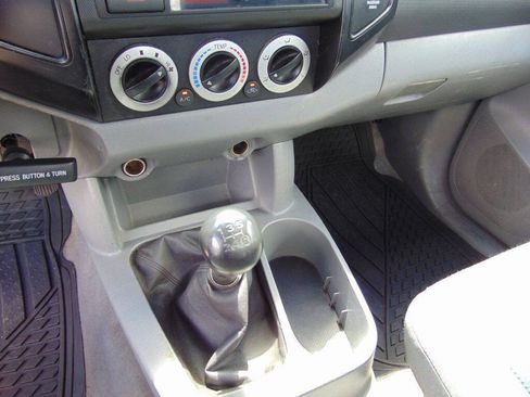 Used 2006 Toyota Tacoma 2WD Regular Cab w/ Enhancement Pkg image 24