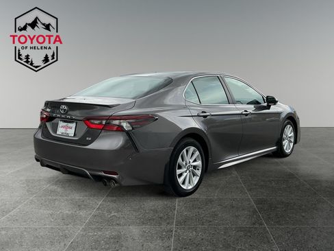 Used 2024 Toyota Camry SE FWD image 5