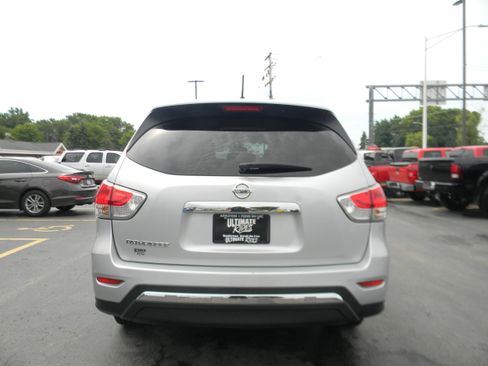Used 2016 Nissan Pathfinder S image 13
