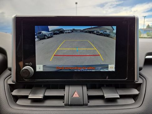 Used 2024 Toyota RAV4 XLE AWD/4WD image 25