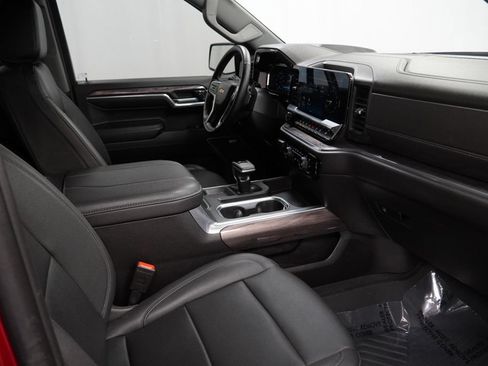 Used 2023 Chevrolet Silverado 1500 LTZ w/ Technology Package AWD/4WD image 32