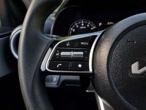 Used 2024 Kia Forte LXS image 19