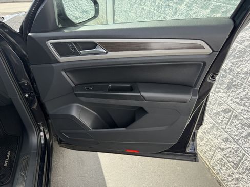 Used 2019 Volkswagen Atlas SEL AWD/4WD image 36