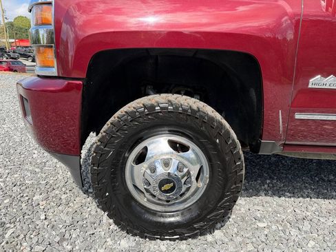Used 2016 Chevrolet Silverado 3500 High Country w/ Duramax Plus Package image 11