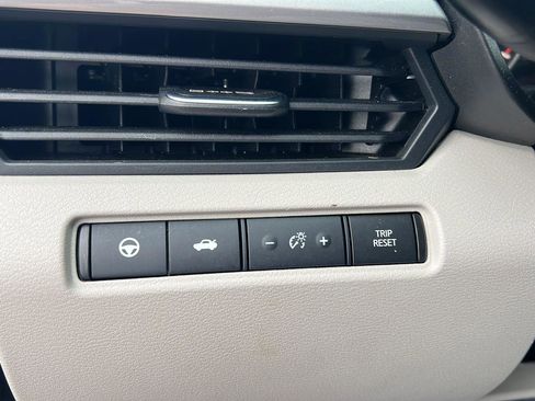 Used 2024 Nissan Altima 2.5 SL image 19