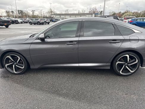 Used 2020 Honda Accord Sport image 6