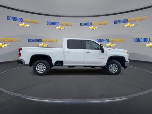New 2026 Chevrolet Silverado 2500 LT AWD/4WD image 9
