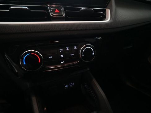 Used 2025 Chevrolet TrailBlazer LT image 20