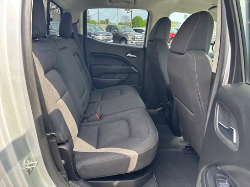 Used 2019 GMC Canyon SLE w/ Driver Alert Package AWD/4WD image 22