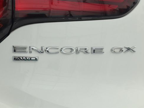 Used 2022 Buick Encore GX Preferred w/ Cold Weather Comfort Package image 9