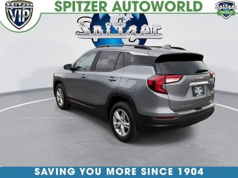Used 2023 GMC Terrain SLE w/ Driver Convenience Package image 7