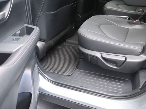 Used 2025 Toyota Grand Highlander FWD image 19