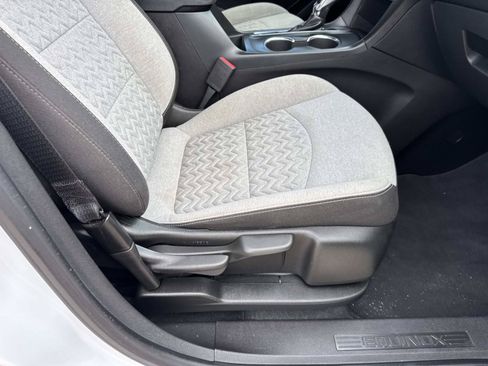 Used 2024 Chevrolet Equinox LS w/ LS Convenience Package FWD image 11