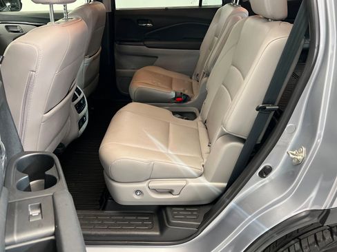 Used 2019 Honda Pilot Elite image 22