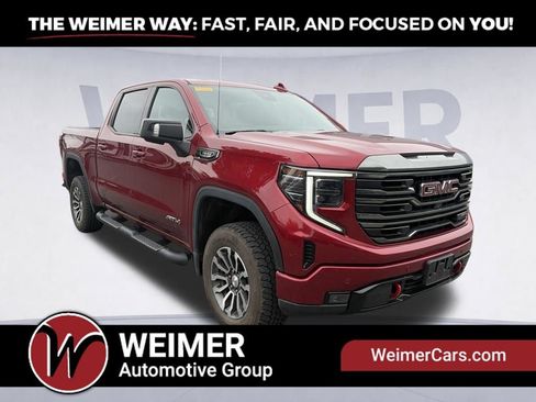 Used 2023 GMC Sierra 1500 AT4 w/ Technology Package AWD/4WD image 3