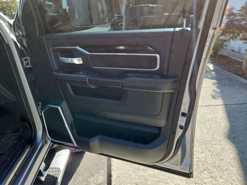Used 2022 RAM 2500 Laramie AWD/4WD image 21