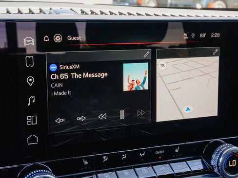 New 2026 GMC Canyon AT4 AWD/4WD image 18