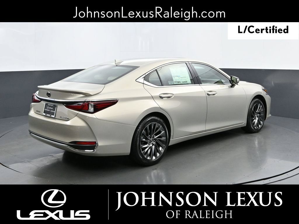 Used 2025 Lexus ES 300h w/ Technology Package FWD image 9