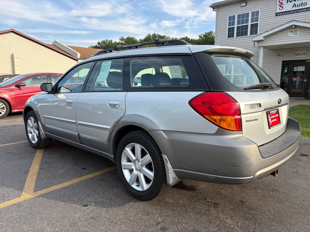Used 2006 Subaru Outback 2.5i Limited AWD/4WD image 8