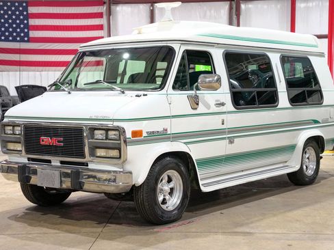 Used 1993 GMC G2500 Vandura RWD image 1