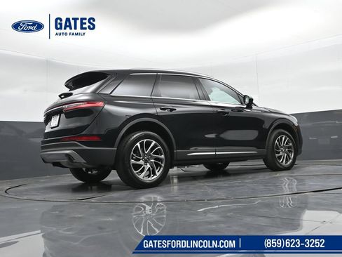 Used 2022 Lincoln Corsair AWD w/ Equipment Group 101A image 39
