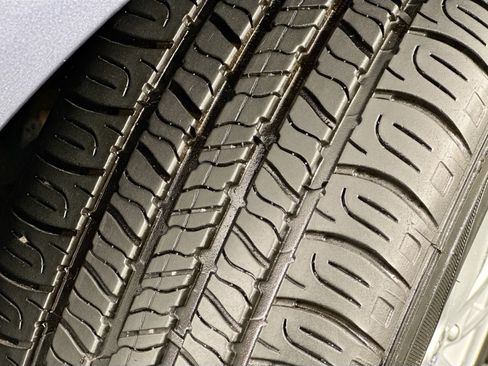 Used 2017 Subaru Impreza 2.0i Premium w/ BSD & Rcta/SRF/Eyesight image 13