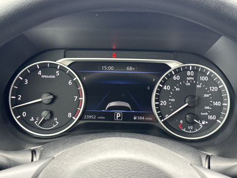 Used 2024 Nissan Sentra SV w/ Trunk Package FWD image 6