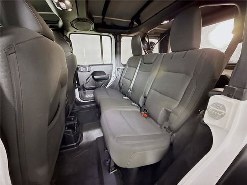 Used 2021 Jeep Wrangler Unlimited Sport S image 22