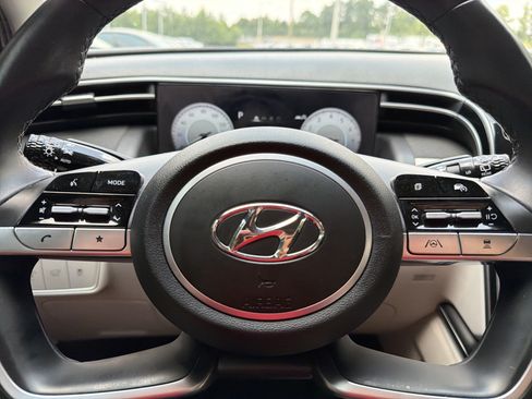 Used 2022 Hyundai Tucson SEL w/ Convenience Package FWD image 12