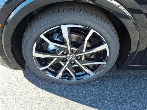 New 2026 Toyota Prius image 4