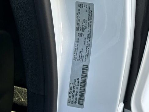 New 2026 Chrysler Pacifica Select image 25