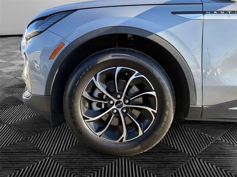 Used 2025 Lincoln Nautilus Premier w/ Equipment Group 102A image 14