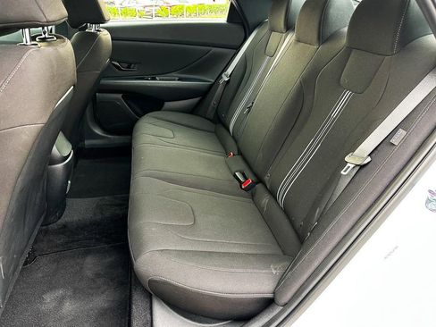 Used 2025 Hyundai Elantra Sport w/ Cargo Package FWD image 31