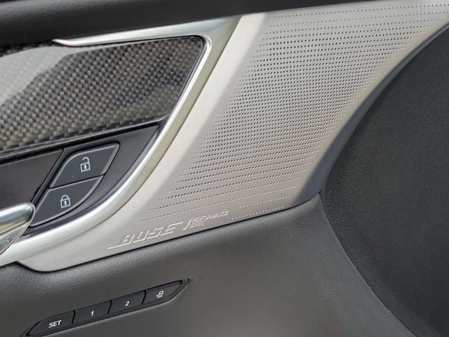 Used 2025 Cadillac XT6 Sport w/ Technology Package AWD/4WD image 10