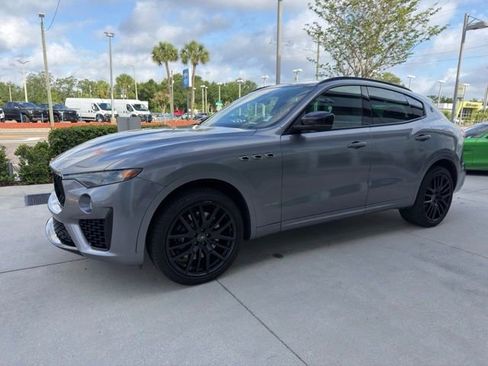 Used 2021 Maserati Levante S GranSport AWD/4WD image 2
