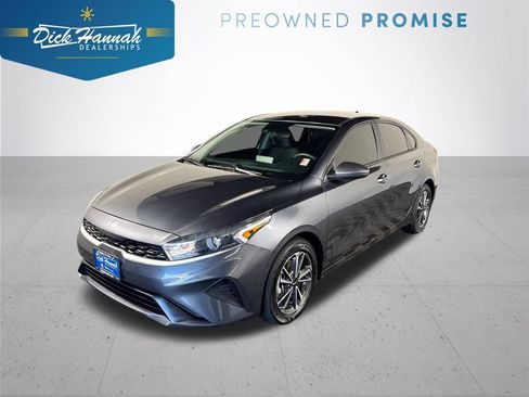 Certified 2022 Kia Forte LXS FWD image 1