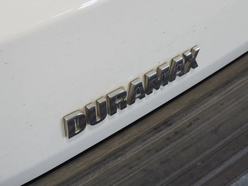 Used 2024 Chevrolet Tahoe LT w/ LT Signature Package RWD image 10
