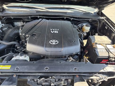 Used 2012 Toyota Tacoma PreRunner w/ TRD Sport Pkg RWD image 20