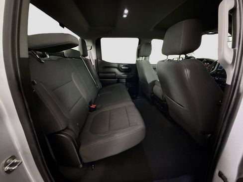 Used 2021 Chevrolet Silverado 1500 LT image 26