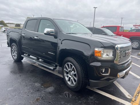 Used 2019 GMC Canyon Denali image 4