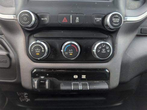 Used 2024 RAM 2500 Big Horn image 27