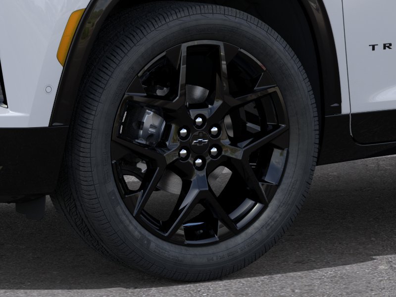 New 2026 Chevrolet Traverse RS w/ LPO, Floor Liner Package FWD image 9