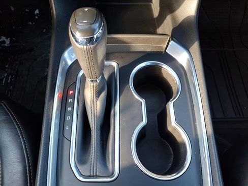 Used 2020 Chevrolet Traverse LT w/ LT Premium Package image 18