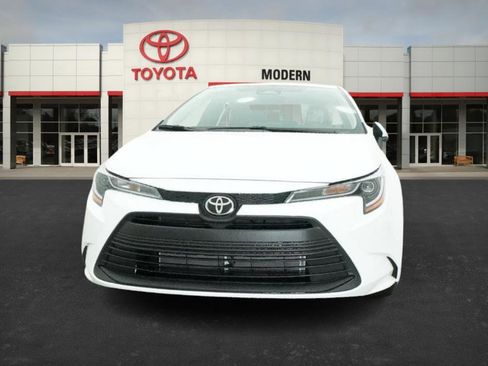 New 2026 Toyota Corolla LE image 3