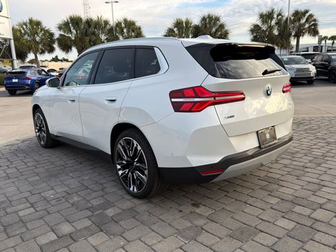 Certified 2025 BMW X3 xDrive30i w/ Premium Package image 10