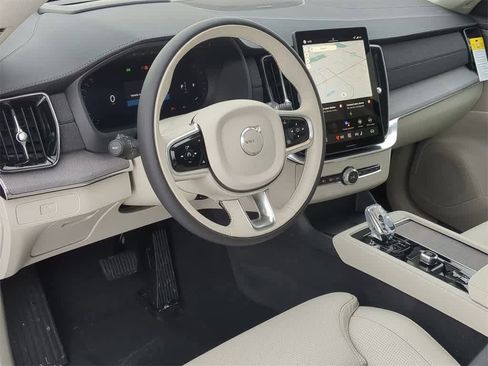 New 2026 Volvo XC90 B6 Ultra w/ Protection Package Premier image 2