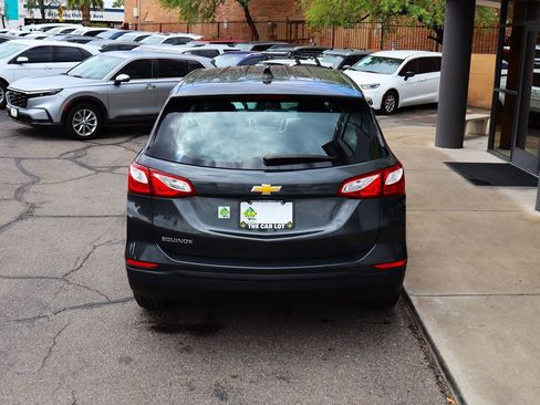 Used 2021 Chevrolet Equinox LS FWD image 10