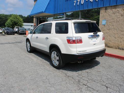 Used 2010 GMC Acadia SLT FWD image 4