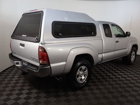 Used 2006 Toyota Tacoma PreRunner image 5