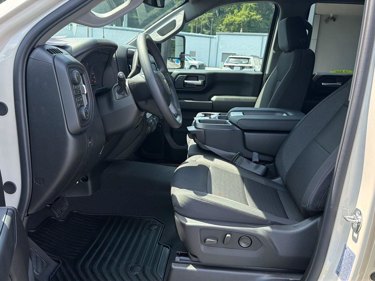 New 2026 Chevrolet Silverado 2500 Custom w/ Custom Value Package AWD/4WD image 10